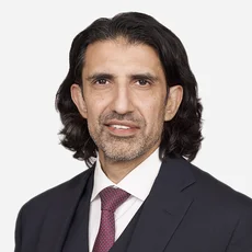 Aki Hussain, Hiscox