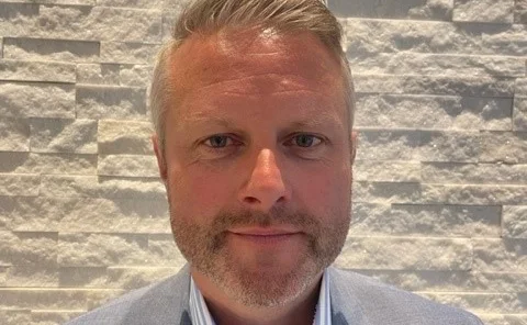 Morgan Lyons, Zurich