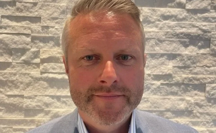 Morgan Lyons, Zurich